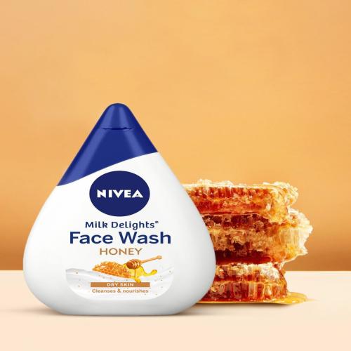 NIVEA Milk Delights Honey Face Wash